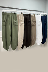 Relaxed Fit Pocket Pants – Lightweight Boho Style.