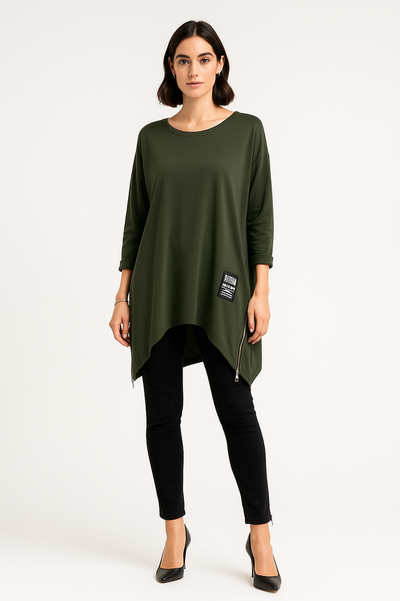 Round Neck, Zip Detailed Hem, Two Pocket Oversized Jumper.