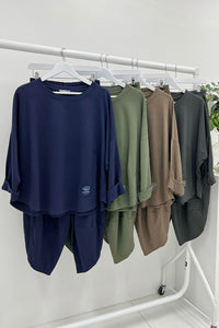 Round Neck , relaxed-fit long sleeve loungewear suit