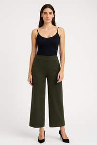 Elasticated Waist, Two Pocket Wide Leg Knitted Trouser
