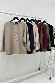 Round Neck, Necklace Detailed Top