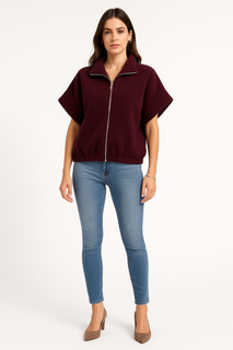 Short-sleeve zip-up jacket