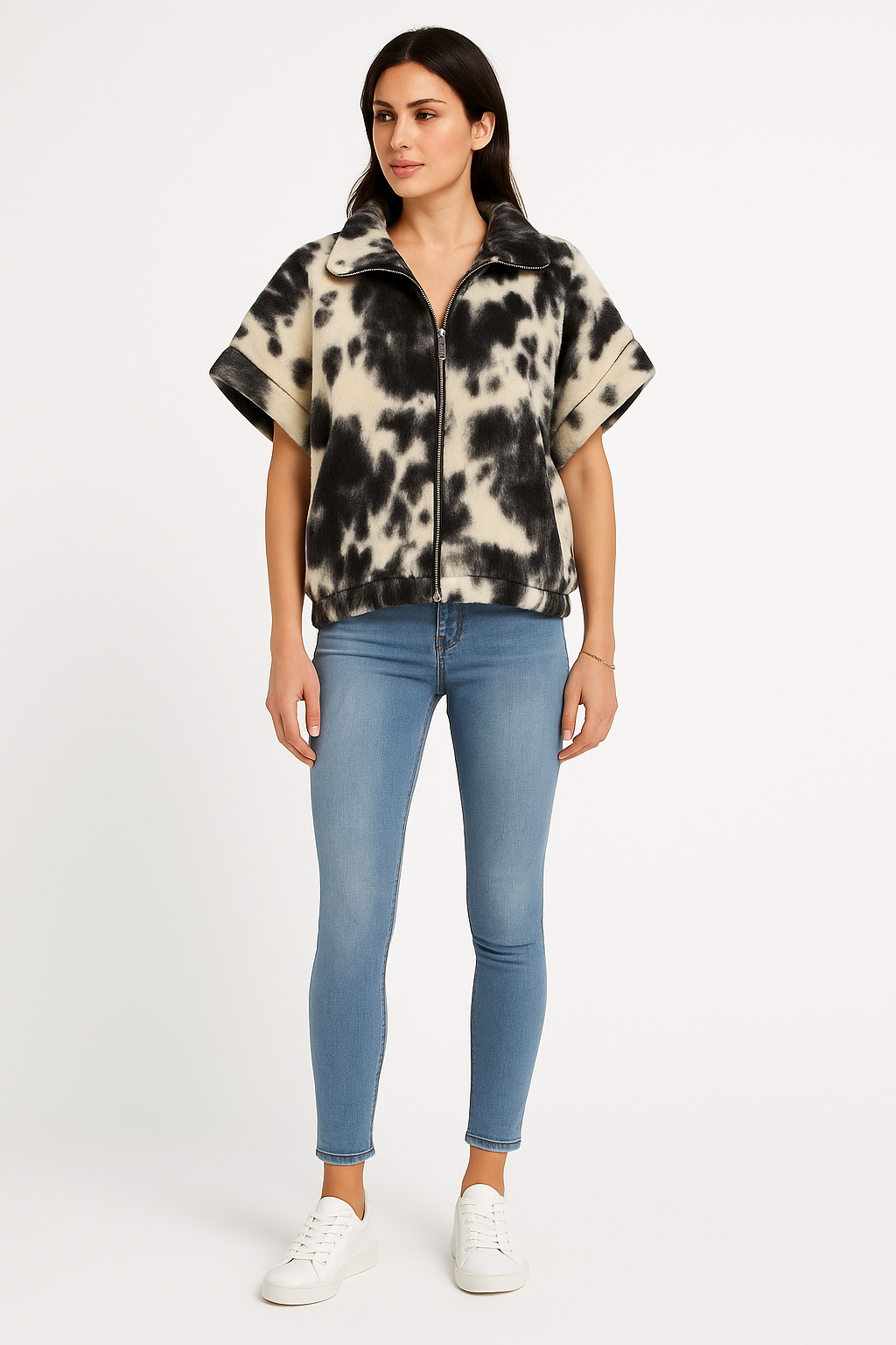 Short-sleeve, zip-up faux fur Printed jacket
