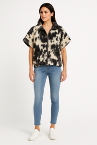 Short-sleeve, zip-up faux fur Printed jacket