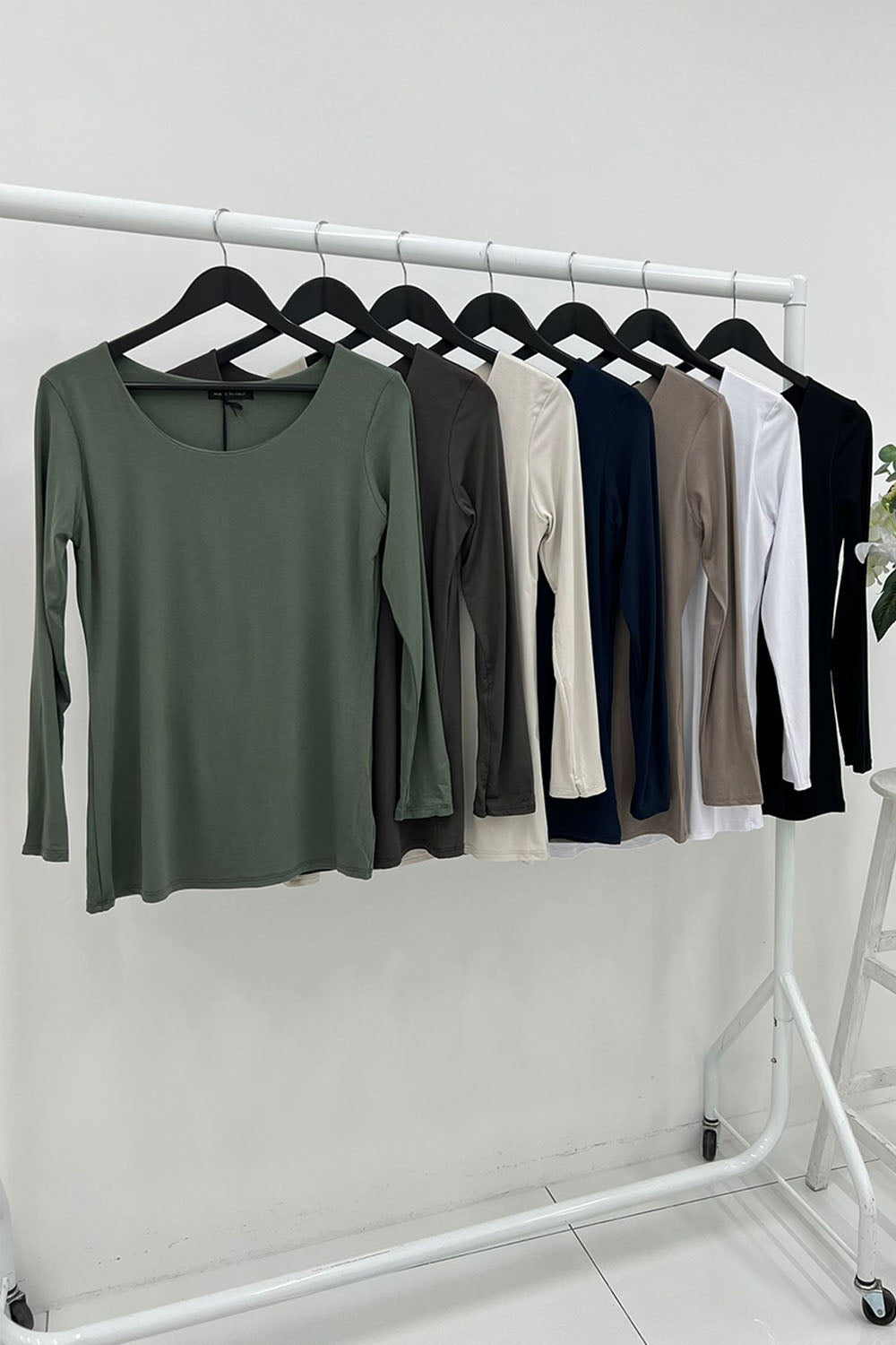 Round Neck, Double Layered, 100% Viscose Top