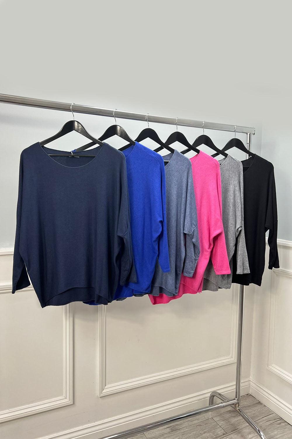 Super Soft, Round Neck, Viscose & Nylon Contrast, Light Knitted Jumper