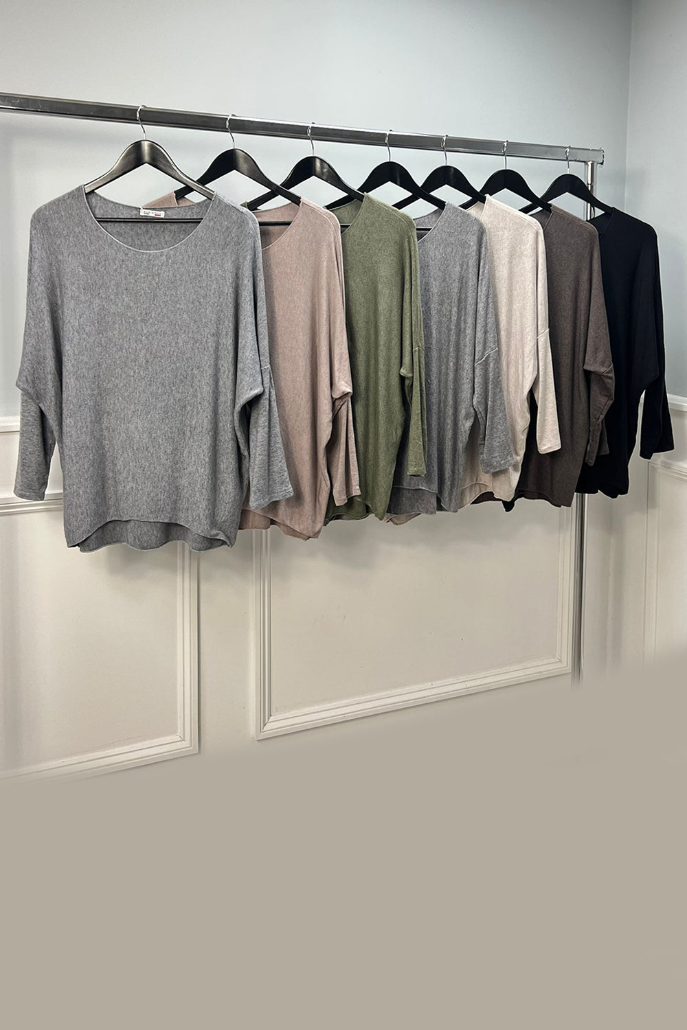 Super Soft, Round Neck, Viscose & Nylon Contrast, Light Knitted Jumper