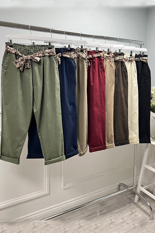 Elasticated waist high-waisted pants with relaxed, straight-leg fit