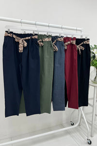 Elasticated waist high-waisted pants with relaxed, straight-leg fit