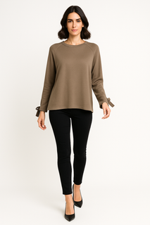 Long Sleeve Jumper with Fringe Detail at the back