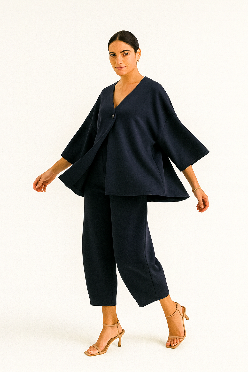Co-ord Set, Oversized V-neck blouse - Bottom: Cropped straight-leg pants