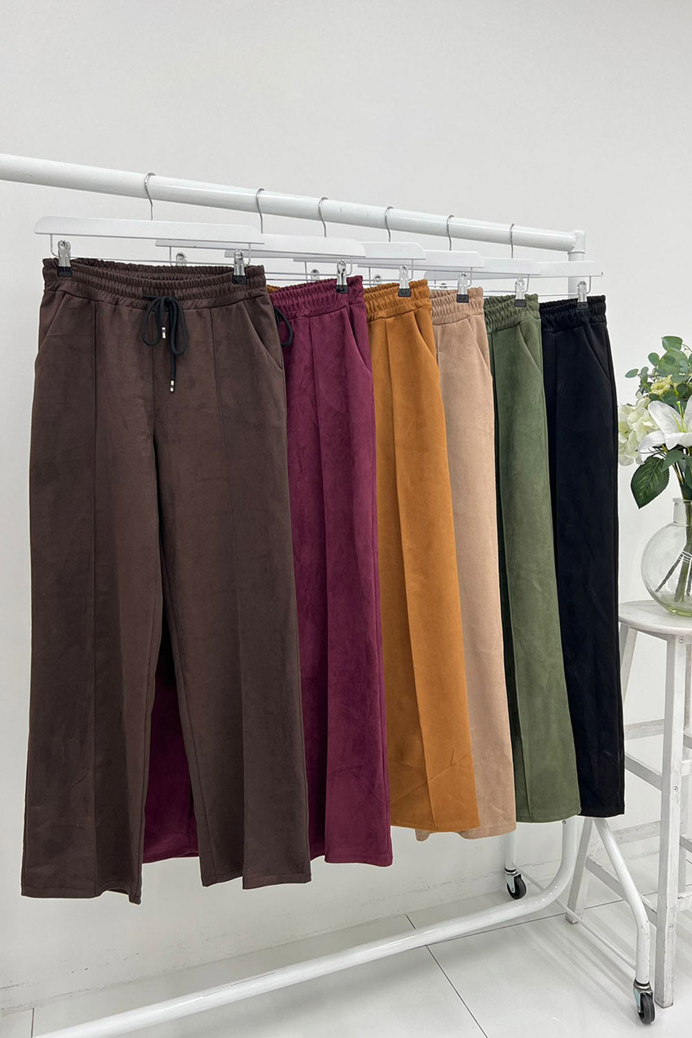 Relaxed, wide-leg fit with an elasticated waistband and adjustable drawstring