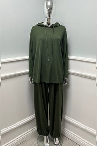 Ribbed lounge set with a relaxed hooded top and tapered joggers