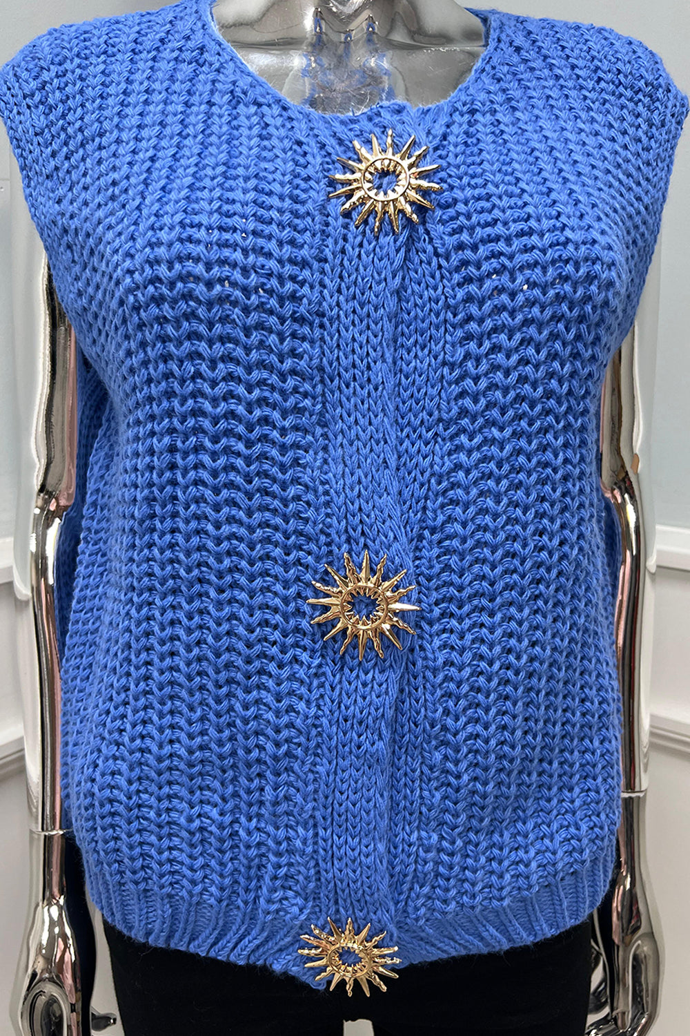 Sun ☀️ Broach Detailed, 100% Acrylic Knitted Waistcoat