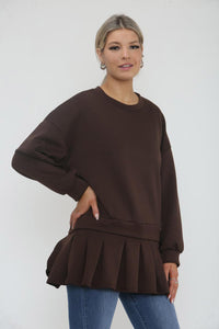 Round neck long sleeves oversized silhouette jumper