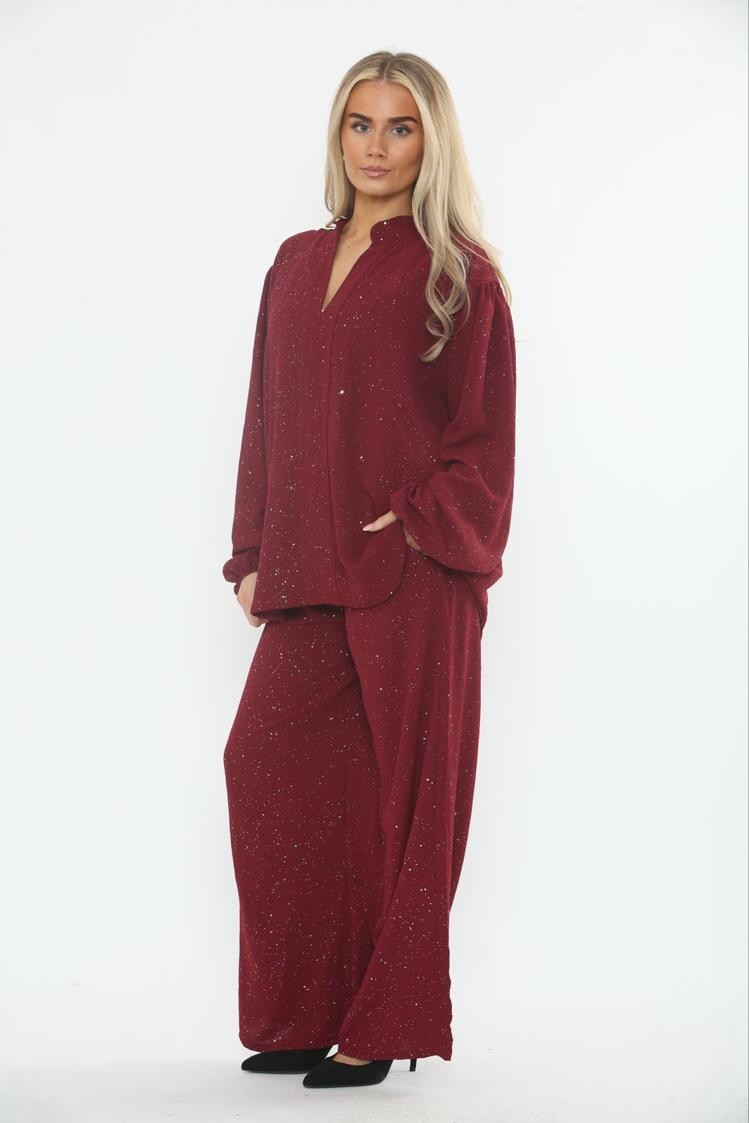 V-Neck, Elasticated Cuff, Lurex Detailed, Elasticated Waist, Drawstring Detailed, Two Pocket Wide Leg Set