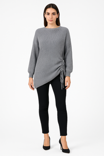 Long sleeves , Crew neck jumper with  asymmetrical hemline