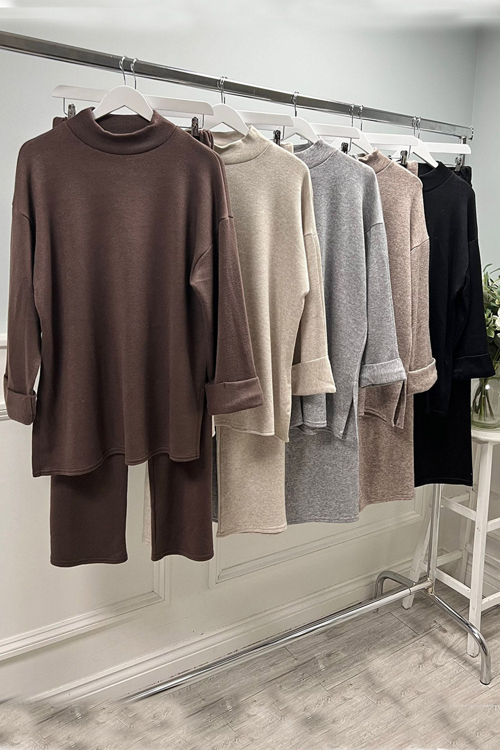 Relaxed fit , Long sleeves with cuff detail Wide-leg Co ords Set