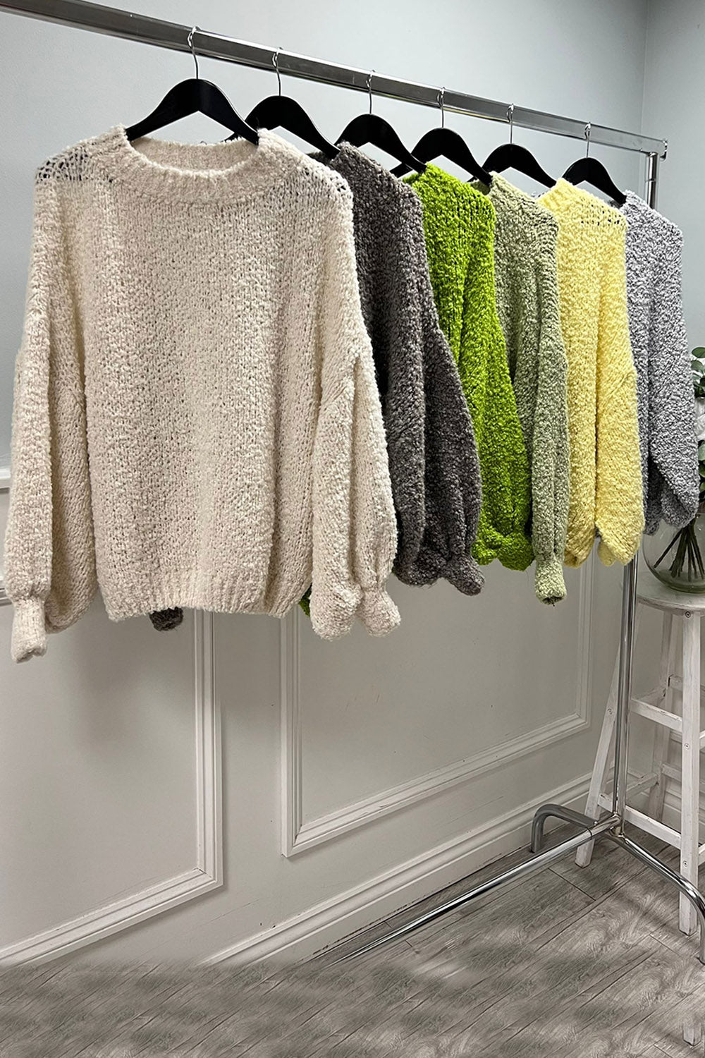 Round Neck, 4% Baby Alpaca, Lana Wool, Viscose & Acrylic Knitted, Balloon Sleeve Jumper