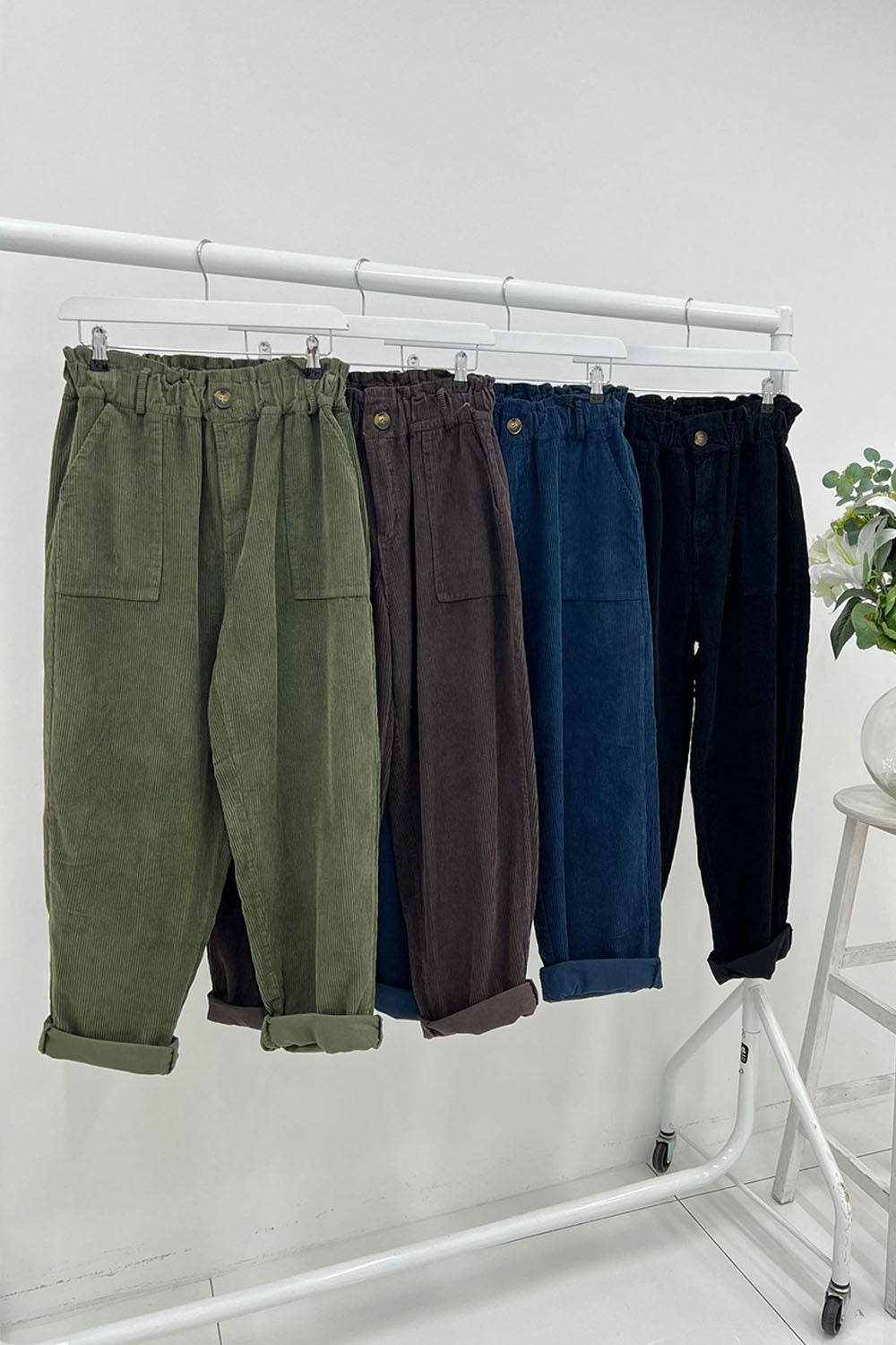 High-Waisted , elastic waist Trousers with button and zip closure