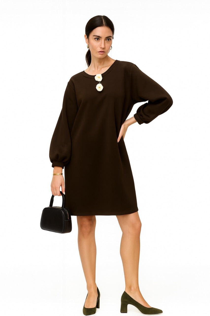 Golden Broach & Keyhole Detailed, Oversized Top