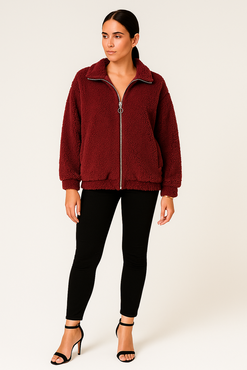 Relaxed, oversized , Front zip , Two side pockets&nbsp; Teddy Jacket