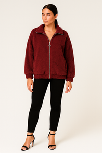 Relaxed, oversized , Front zip , Two side pockets&nbsp; Teddy Jacket