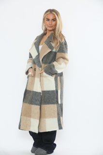 Collared, Button Detailed, Two Pocket Coat