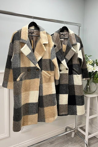 Collared, Button Detailed, Two Pocket Coat