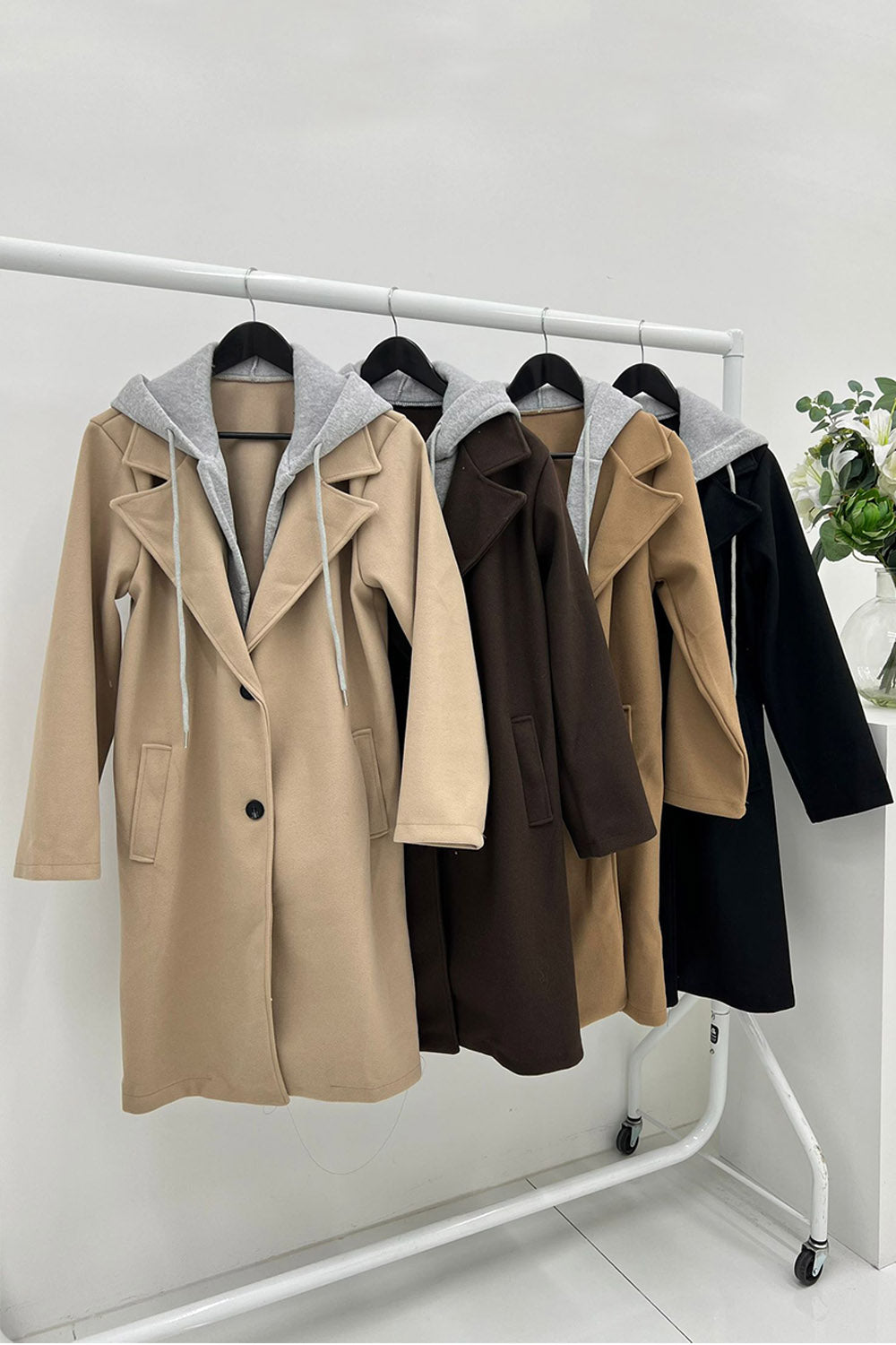 Relaxed, oversized fit jackets with button-front closure & Side pockets
