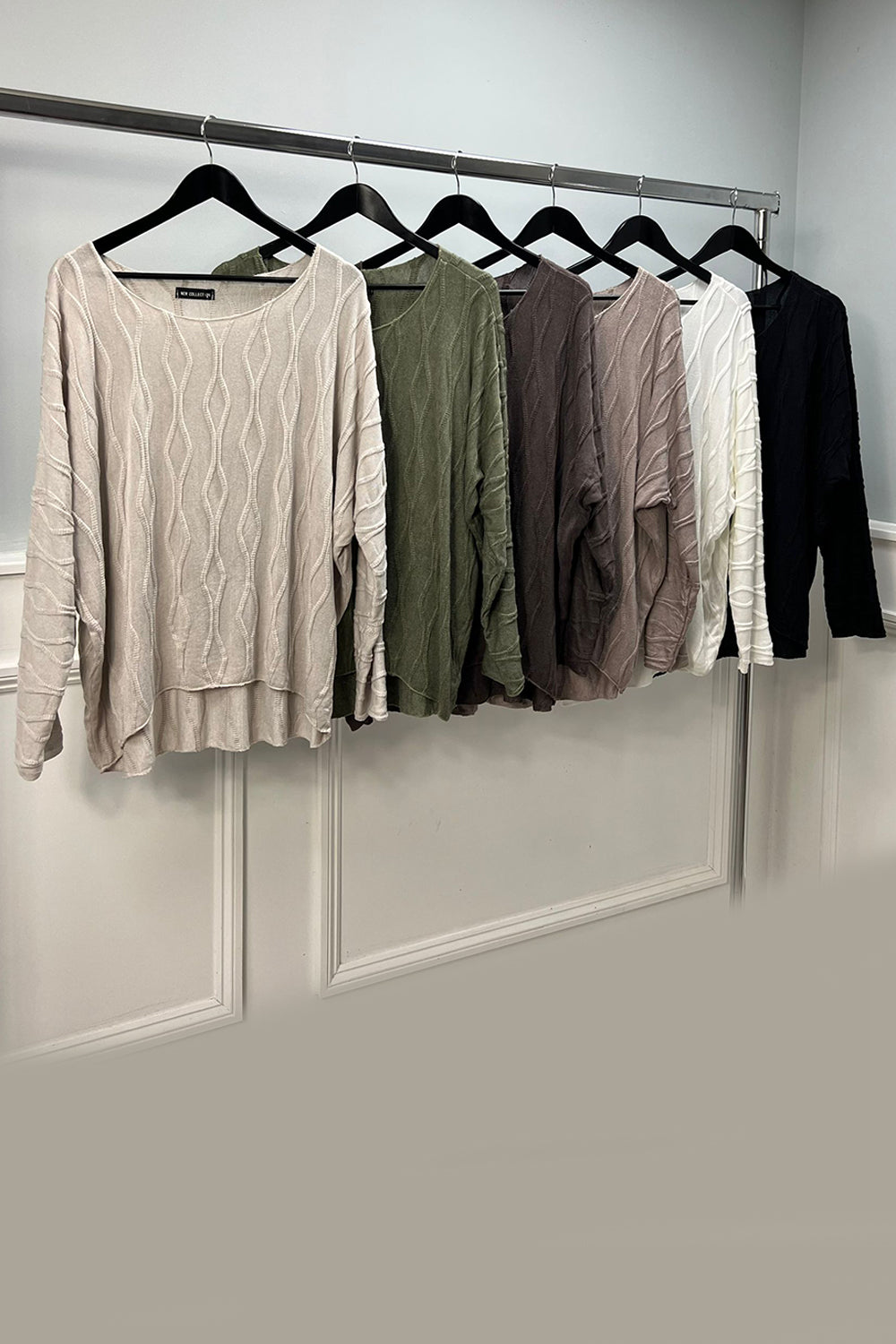 Slash Neck, Cable Knit Detailed, Lana Wool & Viscose Light Knitted Top