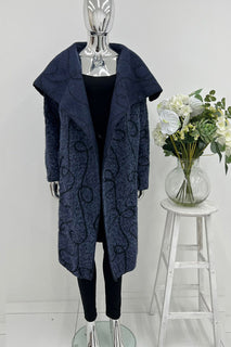 Oversized shawl collar , textured open-front coats