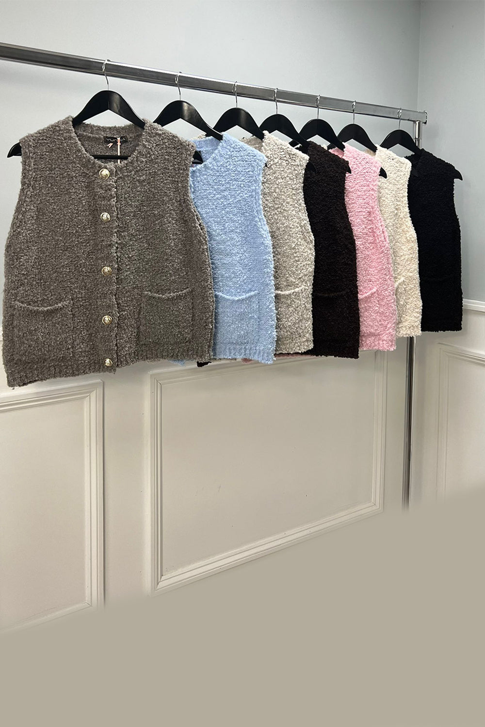 Alpaca 5%, Lana Wool & Viscose Knitted, Two Pocket Waistcoat