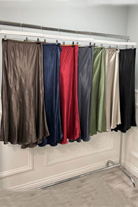 Elasticated Lace Trim Waist Satin Skirt