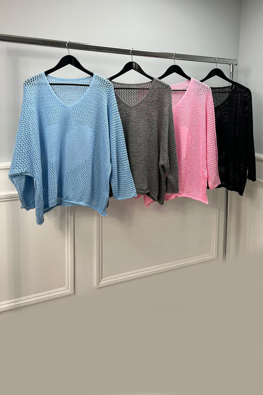 Ivory Heart-Pattern Open Lana Wool, Viscose & Acrylic Knitted Jumper.