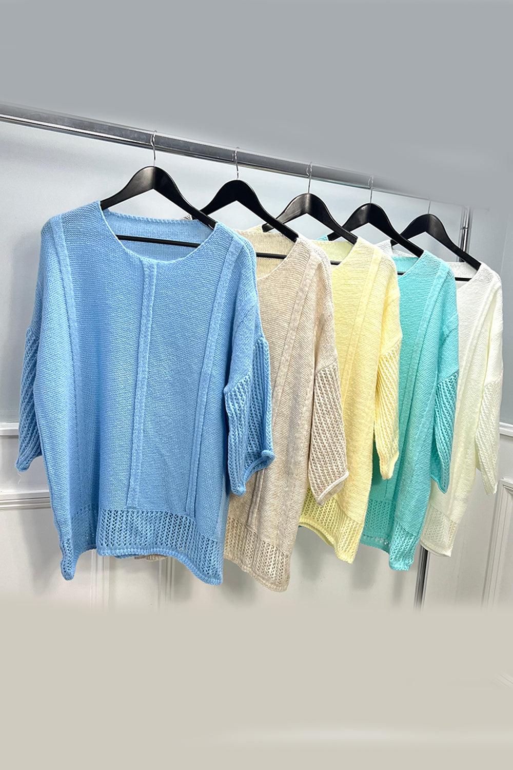 Round Neck, Lana Wool, Acrylic, & Viscose Knitted, Oversized Jumper