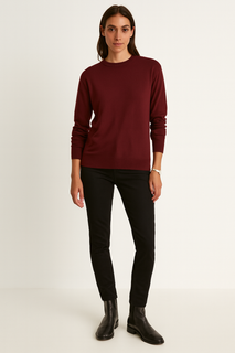 Super Soft, Round Neck, 5% Wool, Viscose & Acrylic Knitted Jumper