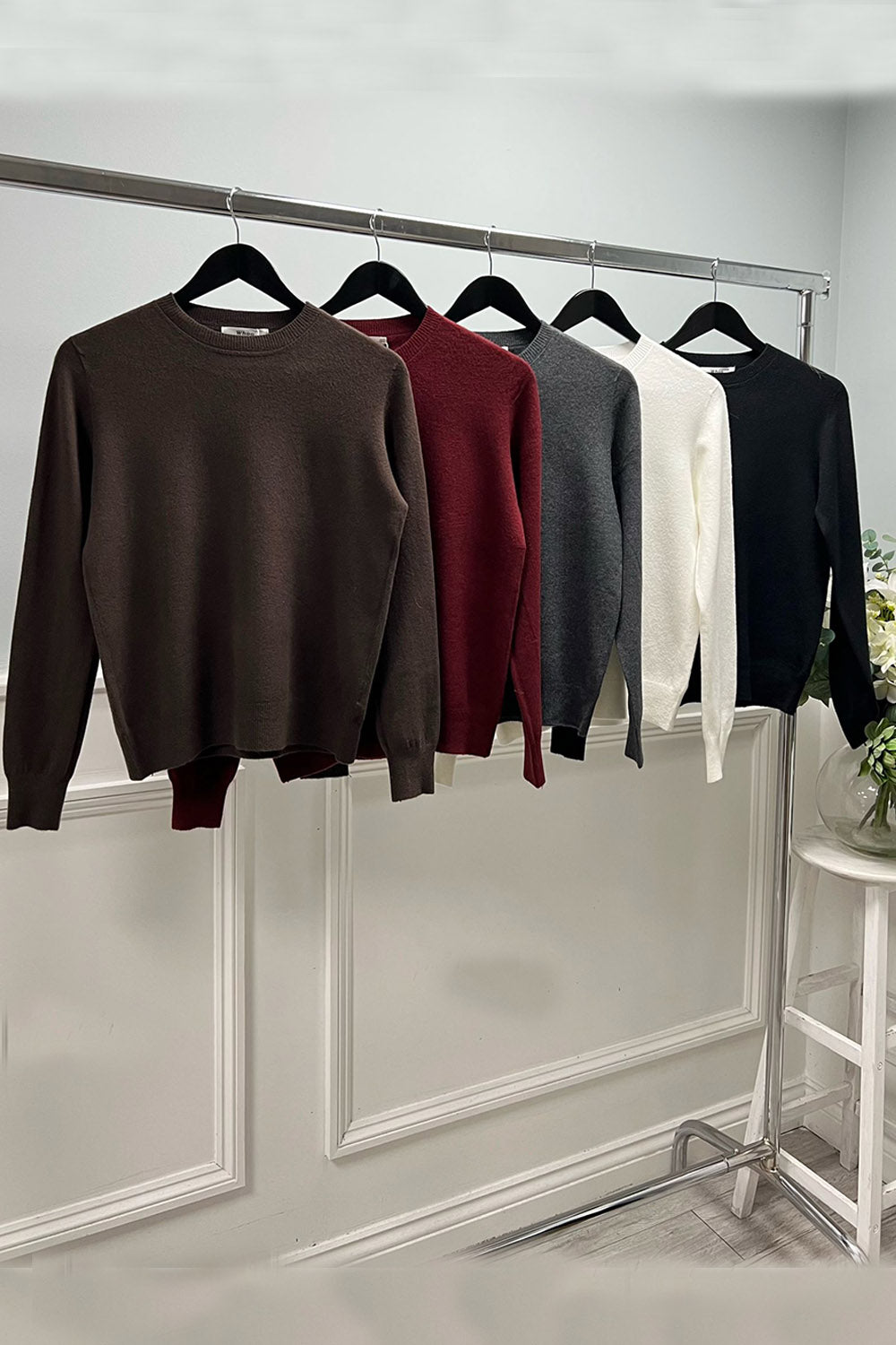 Super Soft, Round Neck, 5% Wool, Viscose & Acrylic Knitted Jumper