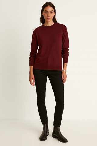 Super Soft, Round Neck, 5% Wool, Viscose & Acrylic Knitted Jumper
