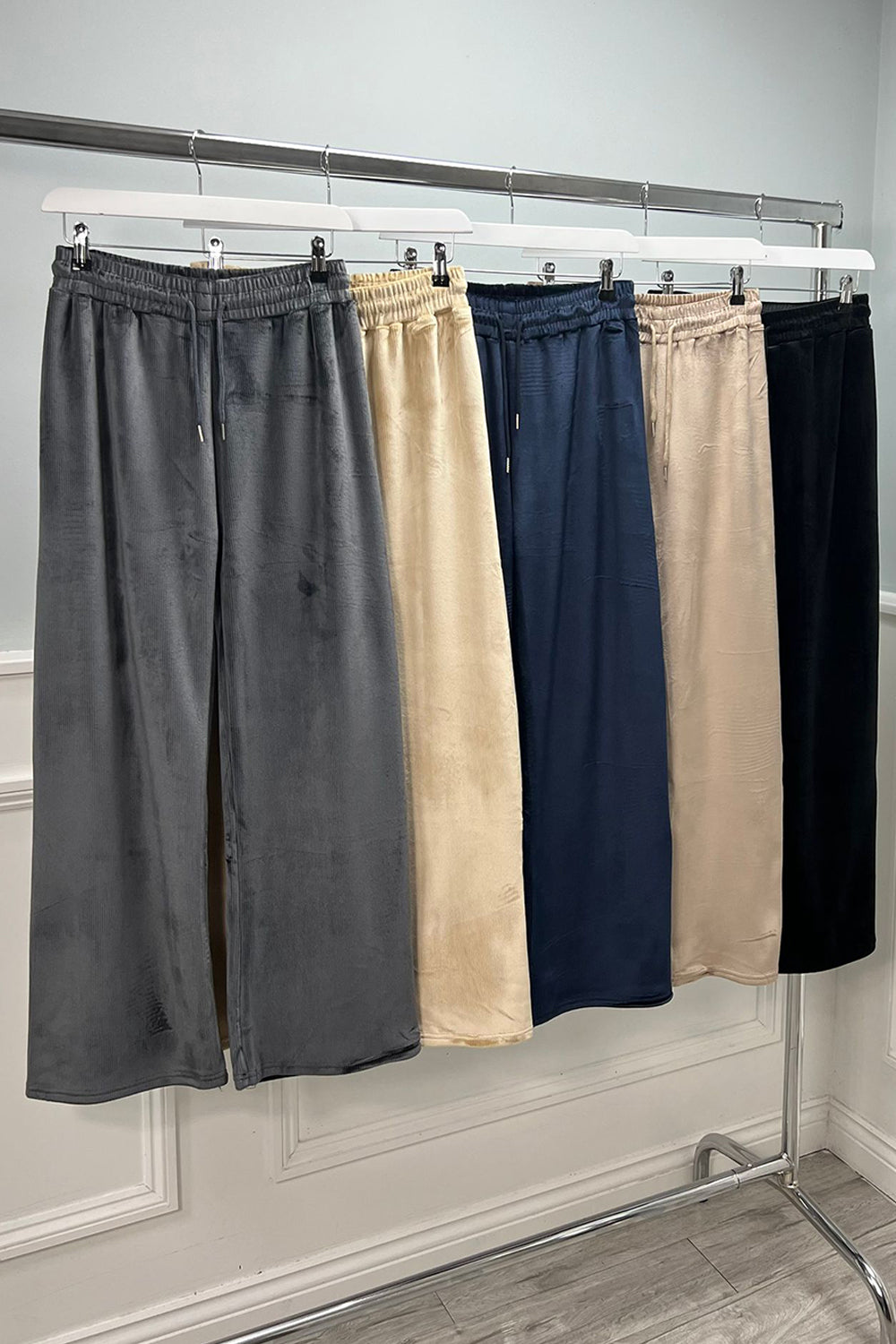 Elasticated Waist, Drawstring Detailed, Wide Leg Vellore Corduroy Trouser