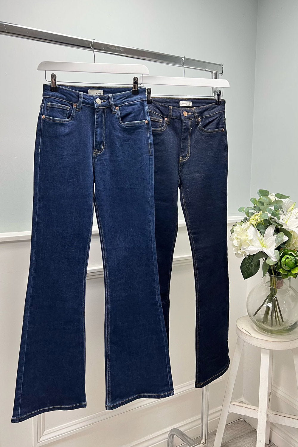Classic Indigo Jeans with Refined Finish