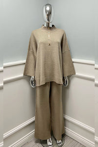 Relaxed fit, wide sleeves,&nbsp; half-button placket co ords Set