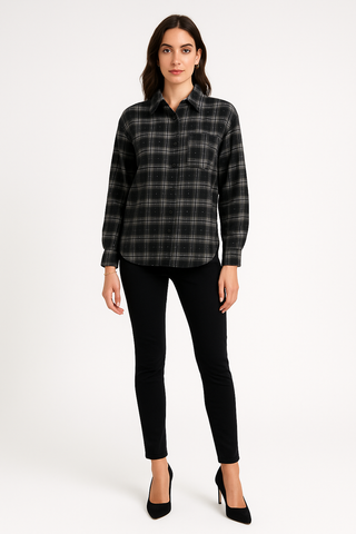 Relaxed fit , plaid patterned , Button-down front shirts