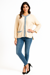 Chic cardigan with textured fabric, featuring blue braided trim and front pockets