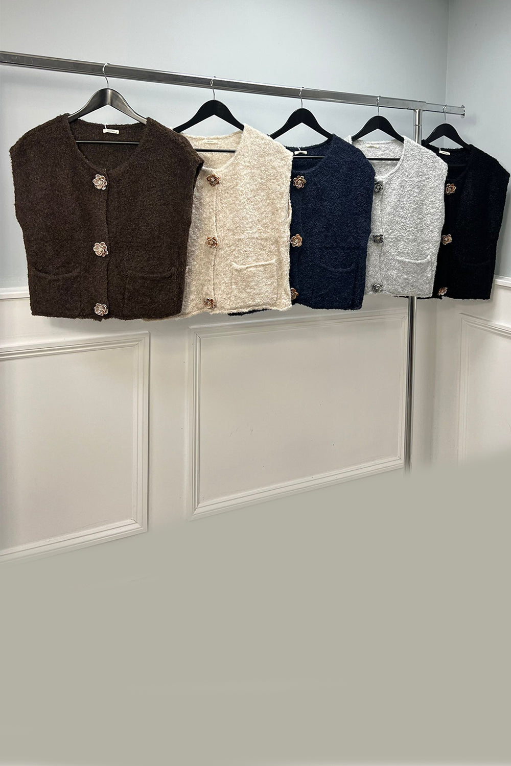 Flower Broach Detailed, Lana Wool Knitted, Two Pocket Waistcoat