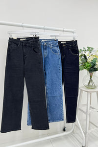 ‘Redial’ Straight Leg Stretchy Denim Jeans.