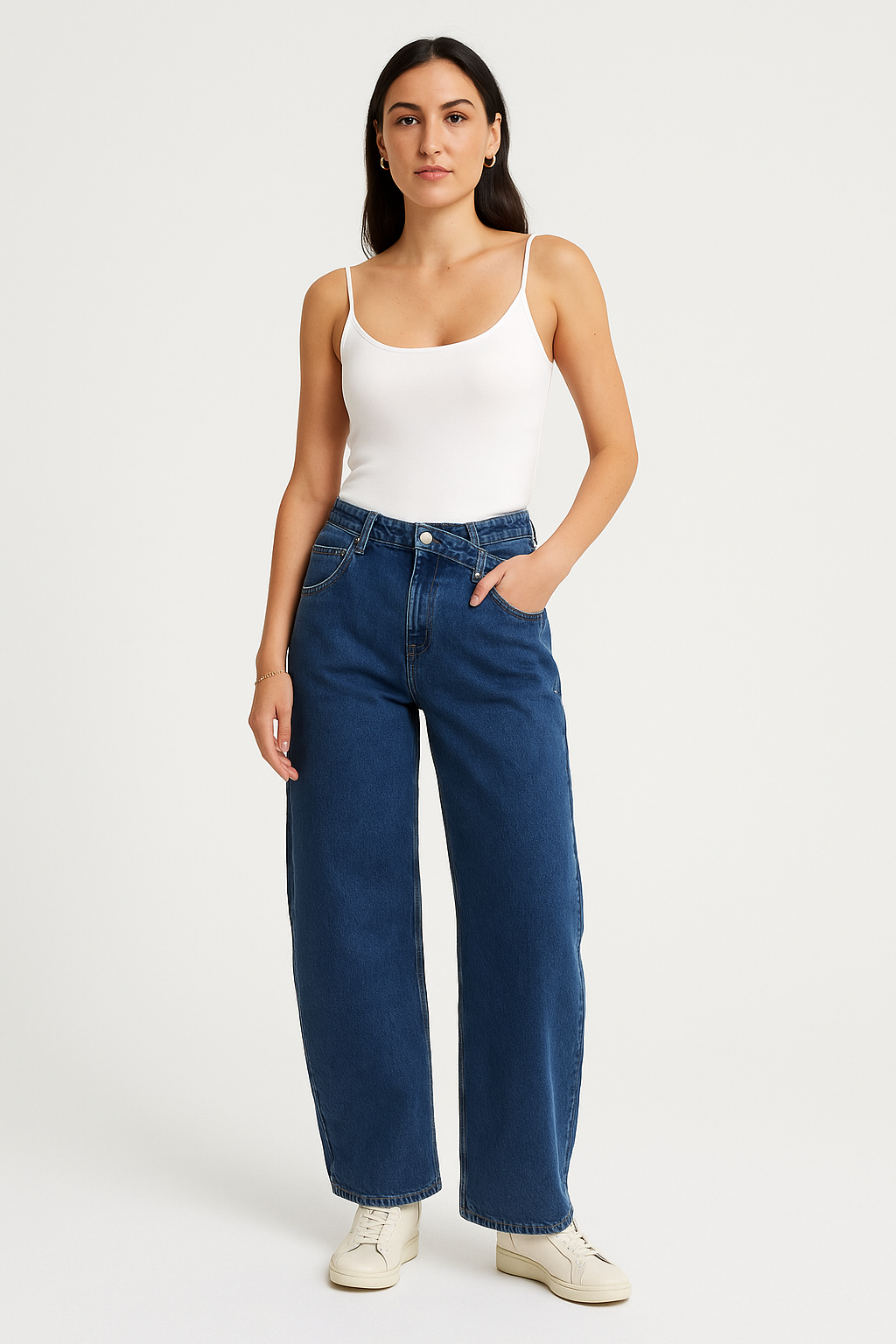 relaxed-fit blue jeans with a high-rise cut