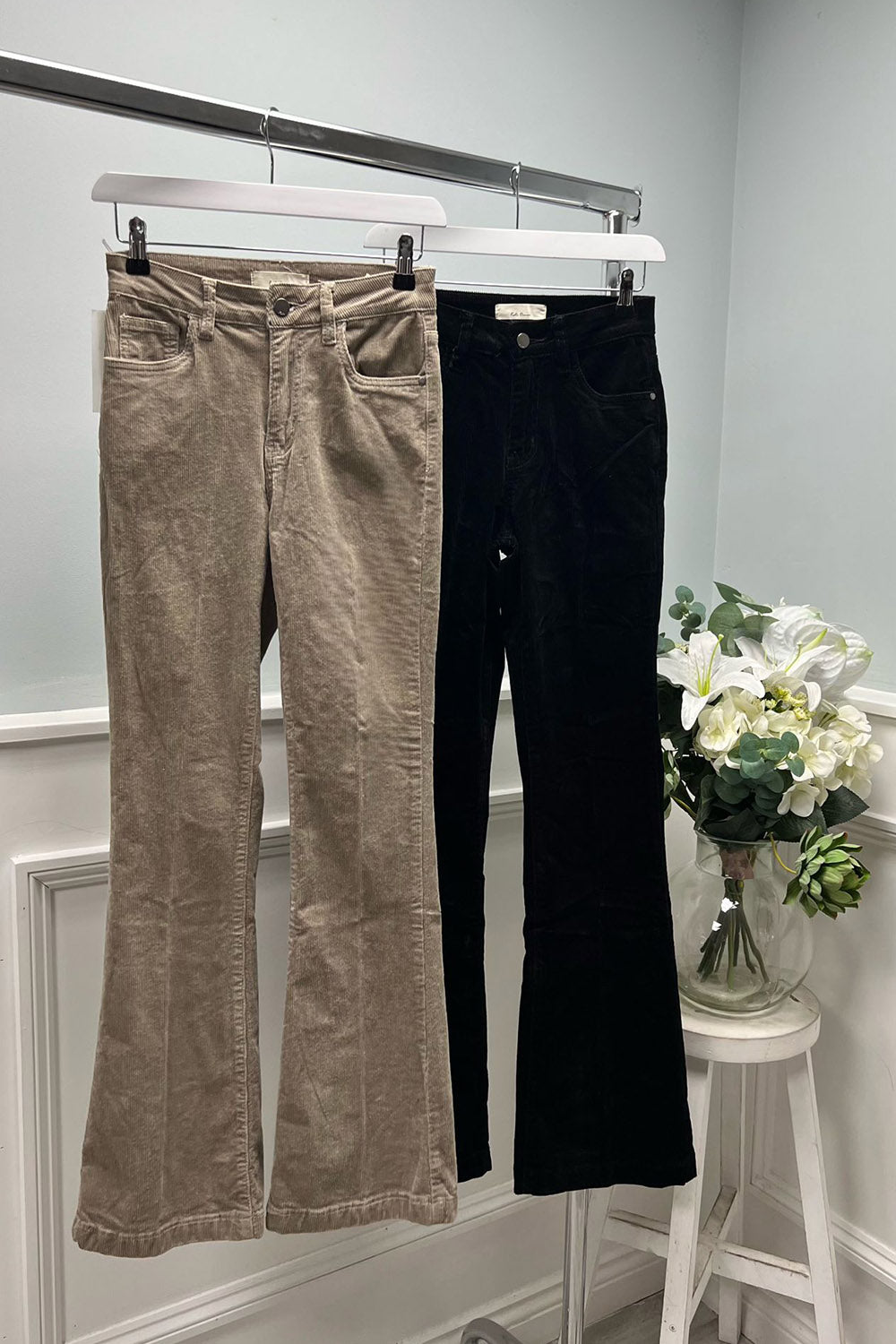 Corduroy Jeans with Retro Charm