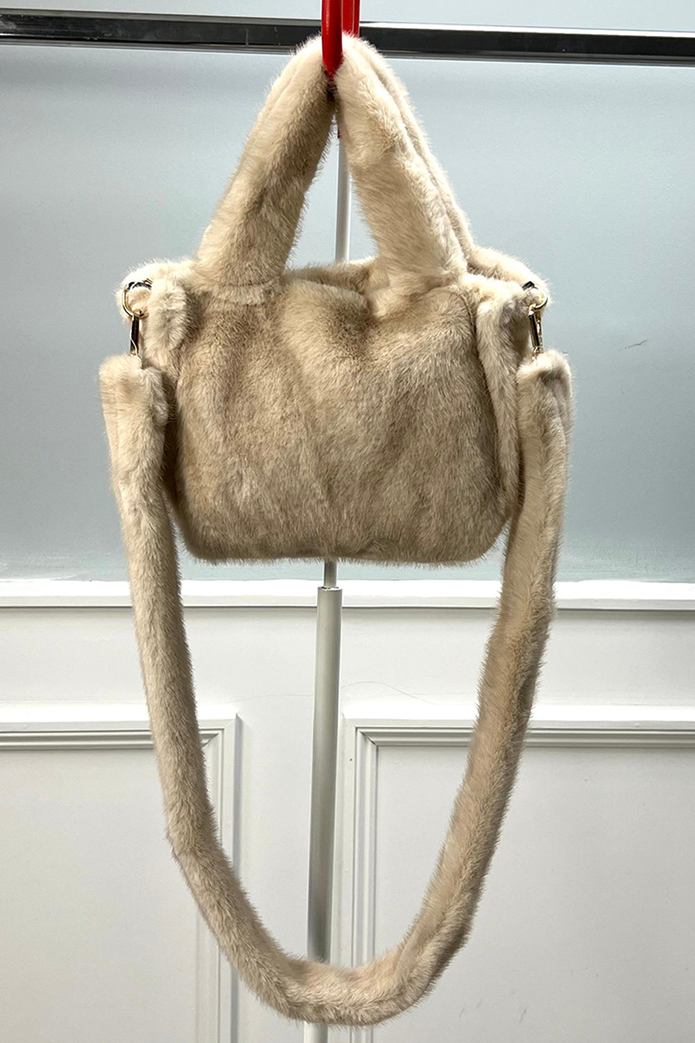 9015