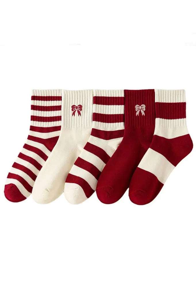 Socks_58161e0d-6ff0-474b-abae-b1b16ae8c798.webp